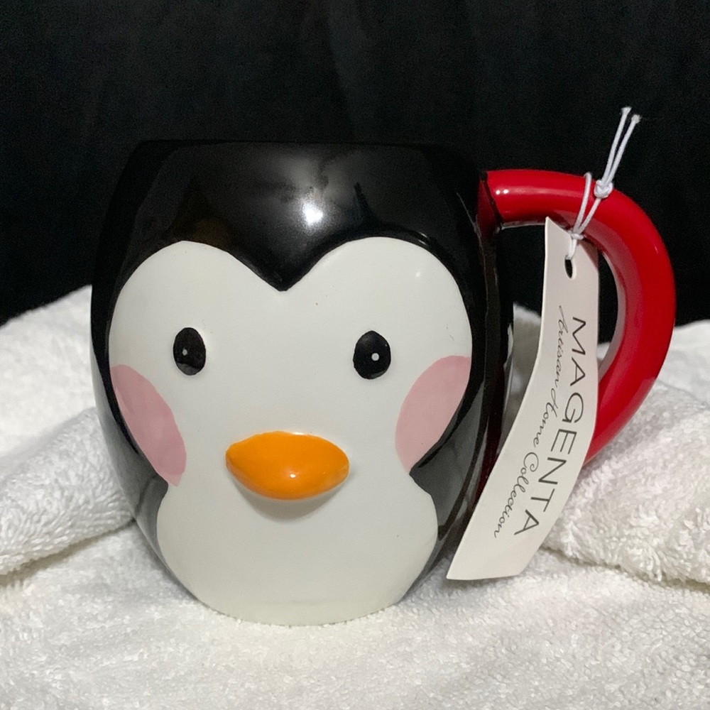 MAGENTA- ARTISAN HOME COLLECTION - Penguin 🐧 Coffee Mug 🆕